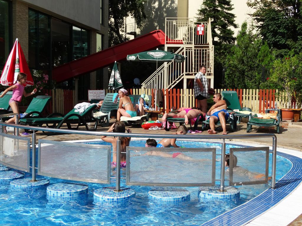 Mena Palace Hotel Sunny Beach Exterior photo